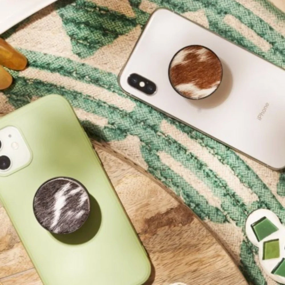 Myra Black and white hairon phone socket, new